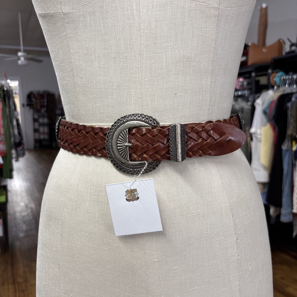 Vintage Canterbury Silver Heart Concho Woven Brown Leather Belt Sz M 34”
